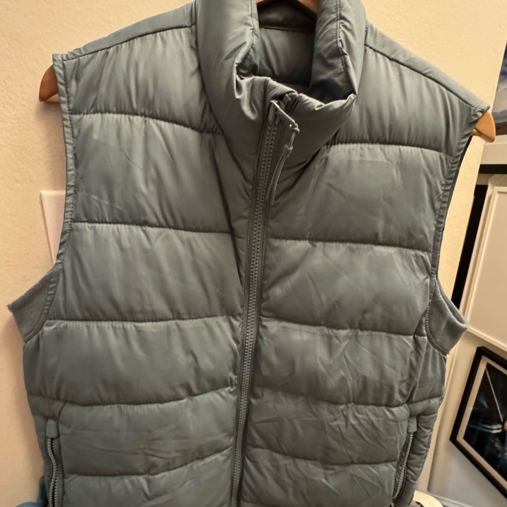 Gilly Hicks Silver and Green Quilted Puffer Vest